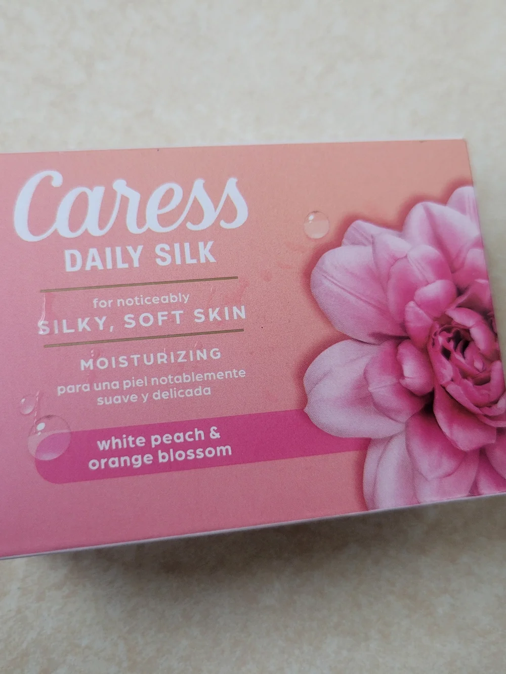 Caress Daily Silk Moisturizing Soap Bar - White Peach & Orange Blossom (Pink)